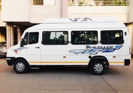 17-Seater Traveller